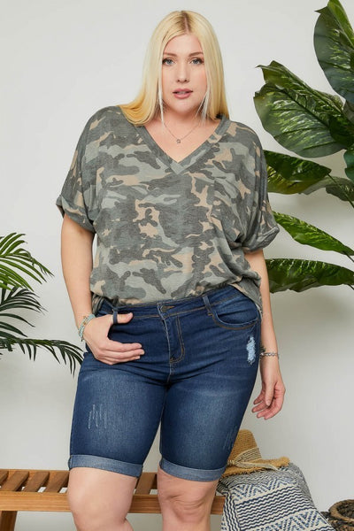 "Curvy Island" Bermuda Shorts